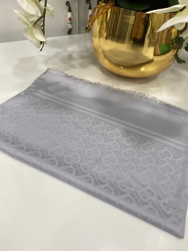 Burberry Pamuklu İpek Jakar Şal – Gri