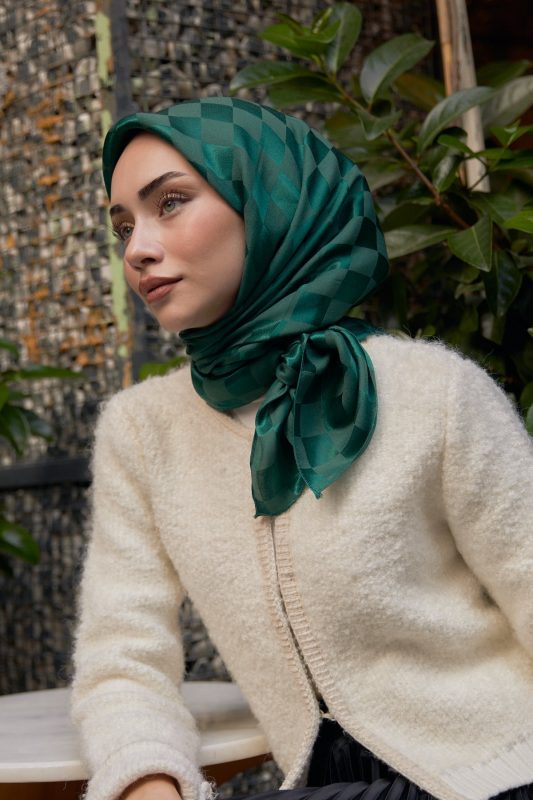 Dama Desen Jakar Eşarp – Zümrüt