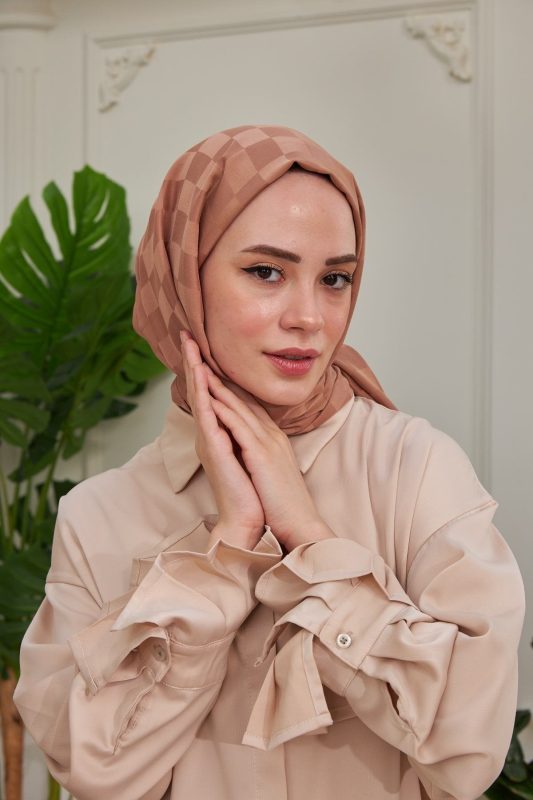 Dama Desen Jakar Şal – Karamel