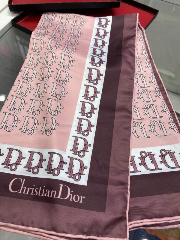 Dior Desen Twiil Eşarp – Gül Kurusu