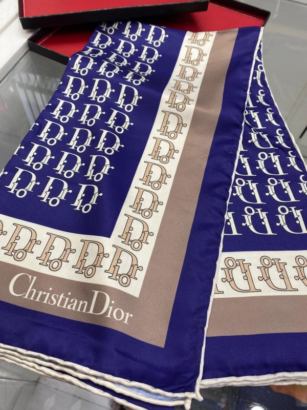 Dior Desen Twiil Eşarp – Lacivert