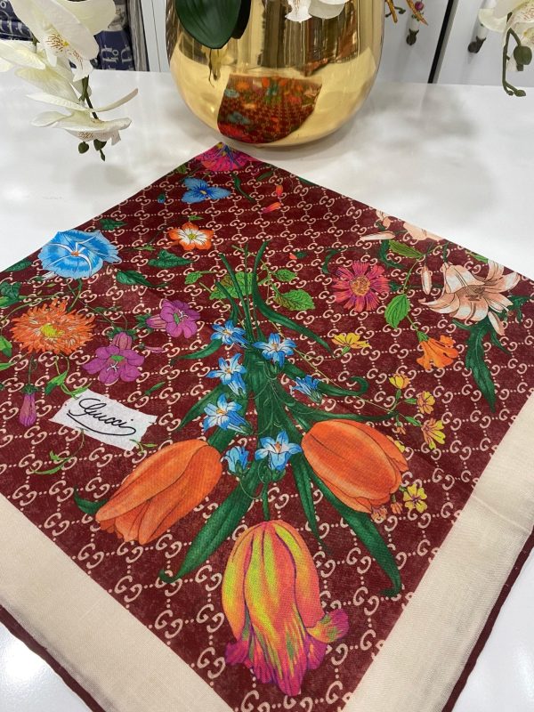 Gucci Bahar Esintisi Pamuk Keten Eşarp – Bordo