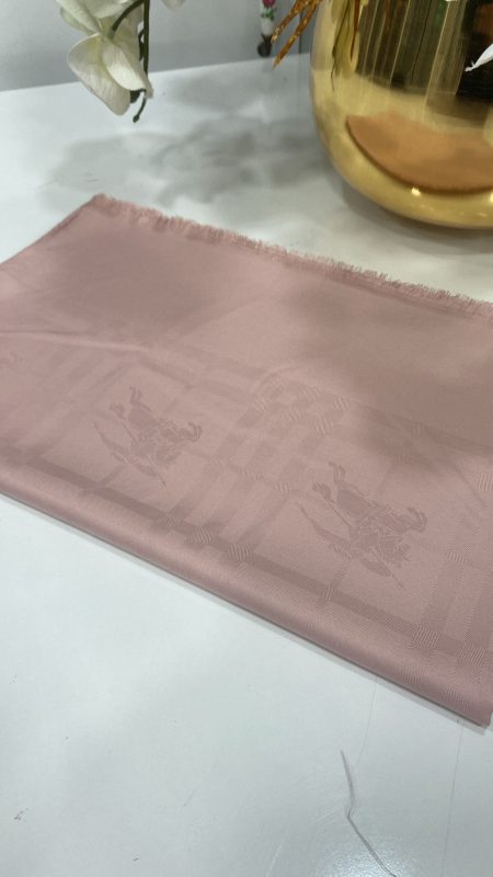 Hermes Desenli İpeksi Jakar Şal – Pamuk Şekeri