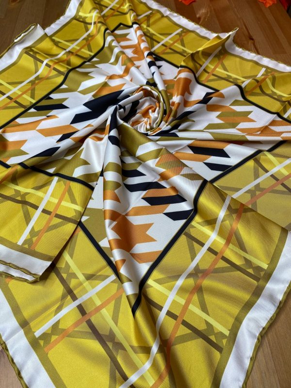 Kazayağı Desen Twill Eşarp – Yağ Yeşili