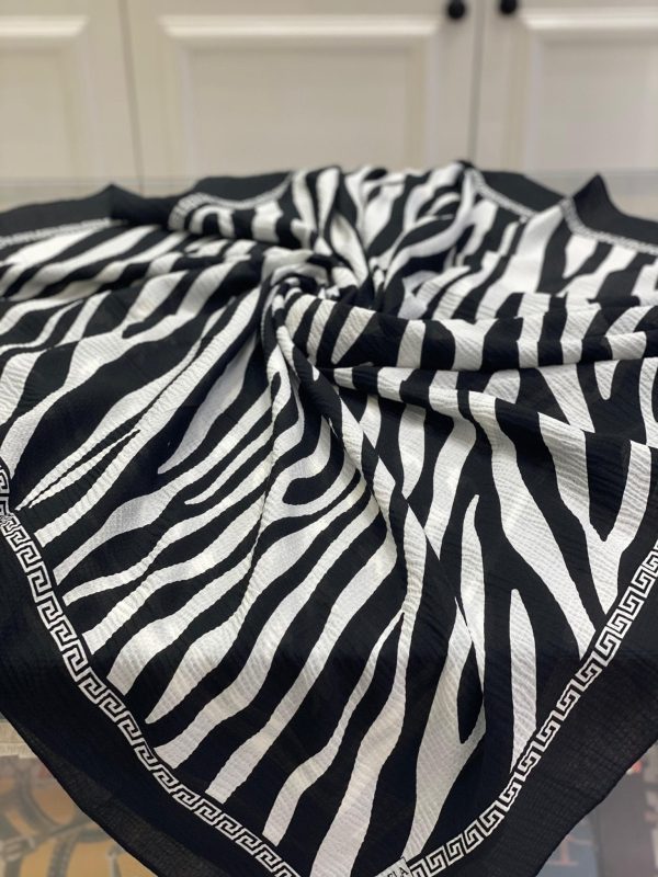 Siyah Beyaz Eşarp – Zebra
