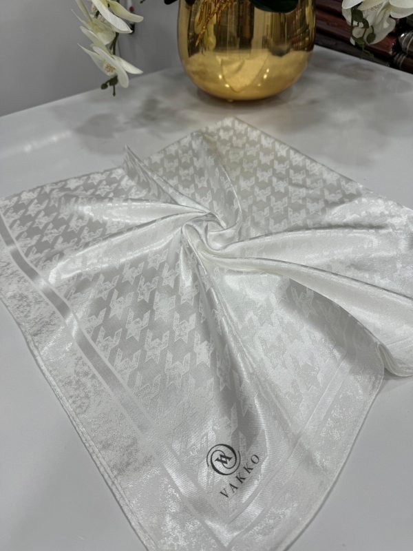 Vakko Kazayağı Desen Eşarp – Ekru