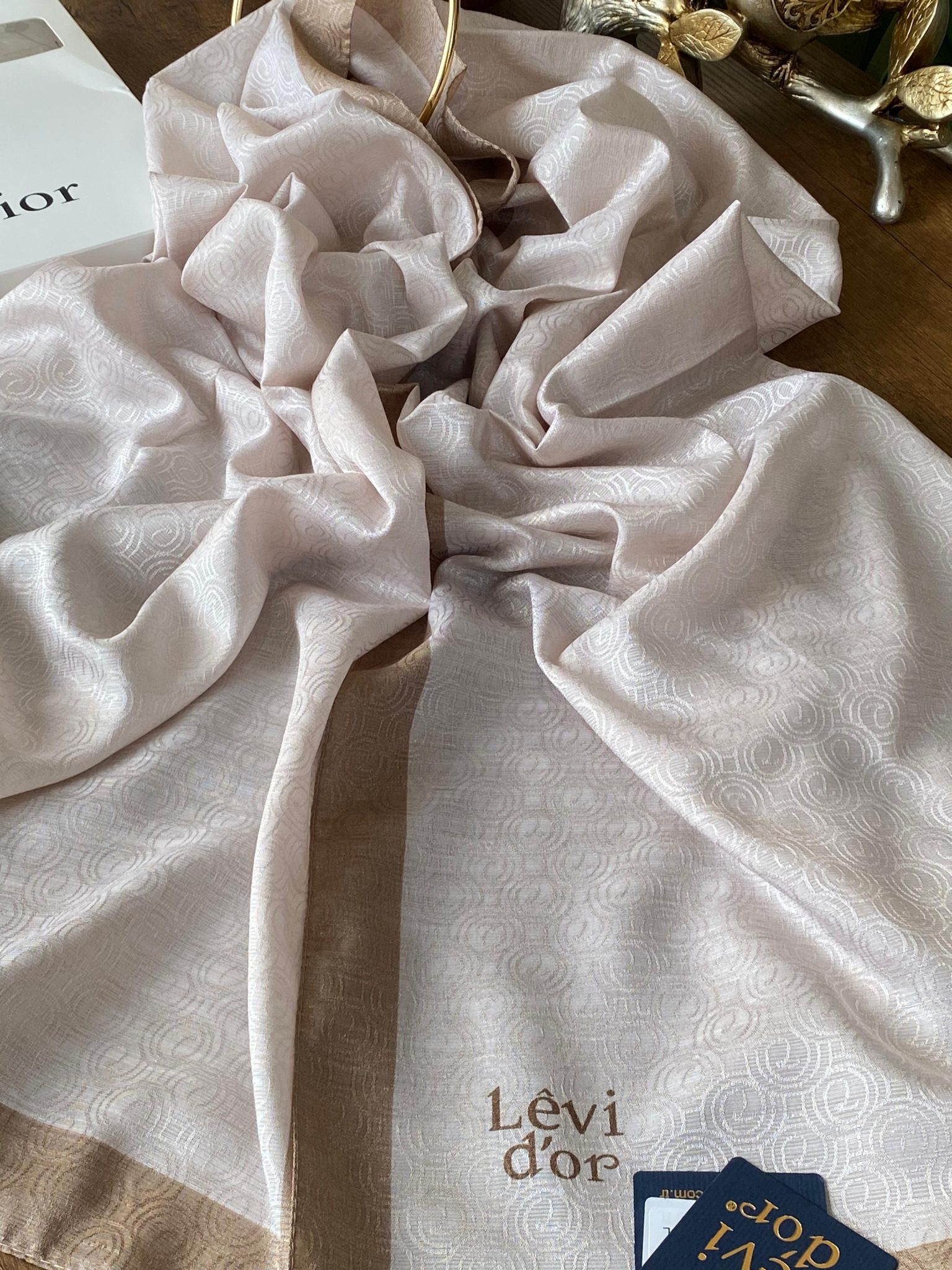 Levidor Monogram Şal-latte - Görsel 2