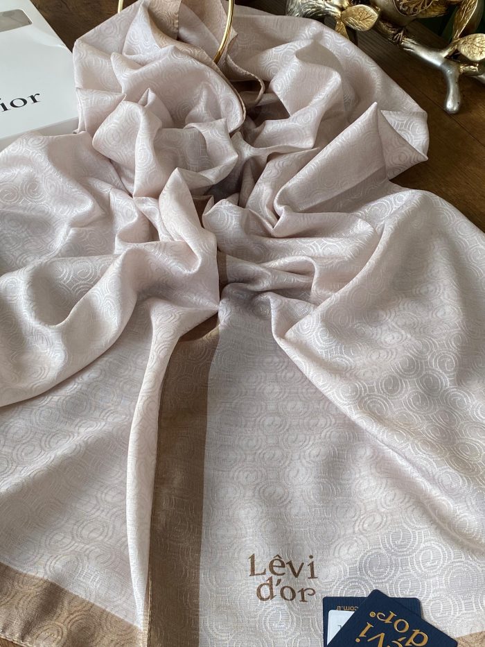 Levidor Monogram Şal-latte - Görsel 2