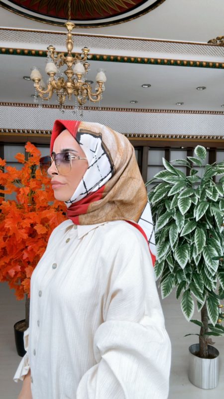 Colors Plus Comfort Kare Desen Eşarp – Kırmızı