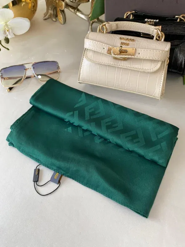 İthal Jakar Fendi Eşarp 44115 – Zümrüt