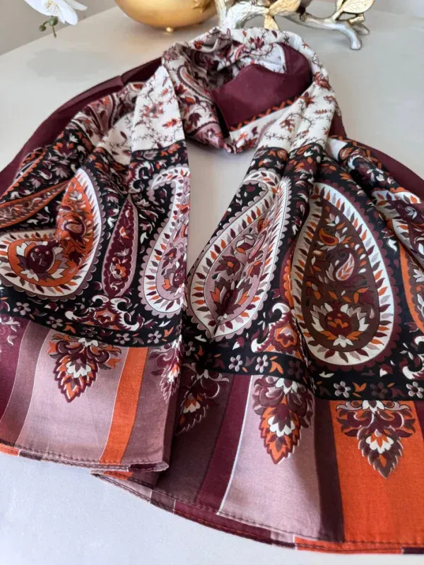Etro Otantik Desen Pamuk Şal 44136 – Haki