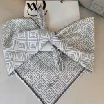 Vakko Kare Desen Twill Eşarp 44129 - Gümüş