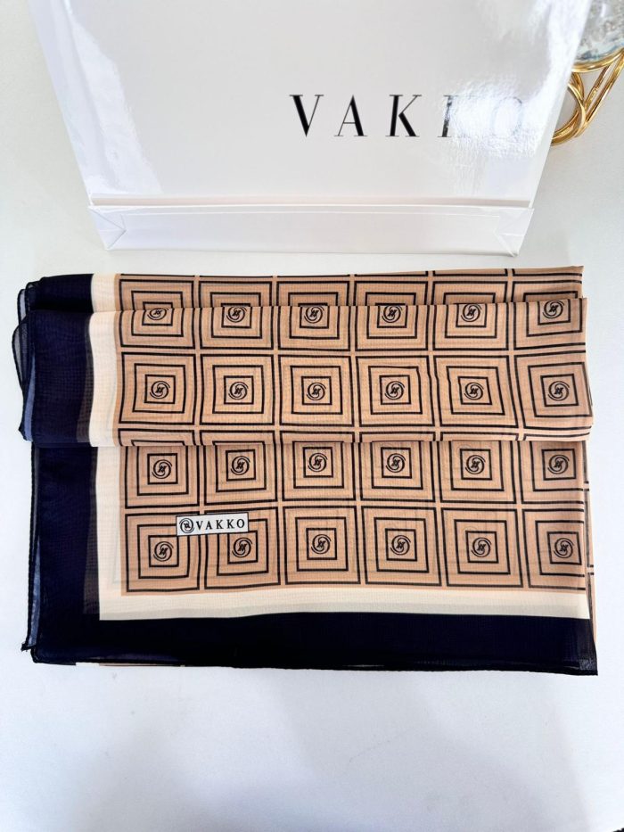 Vakko İpeksi Kare Desen Şal 61019 - Camel