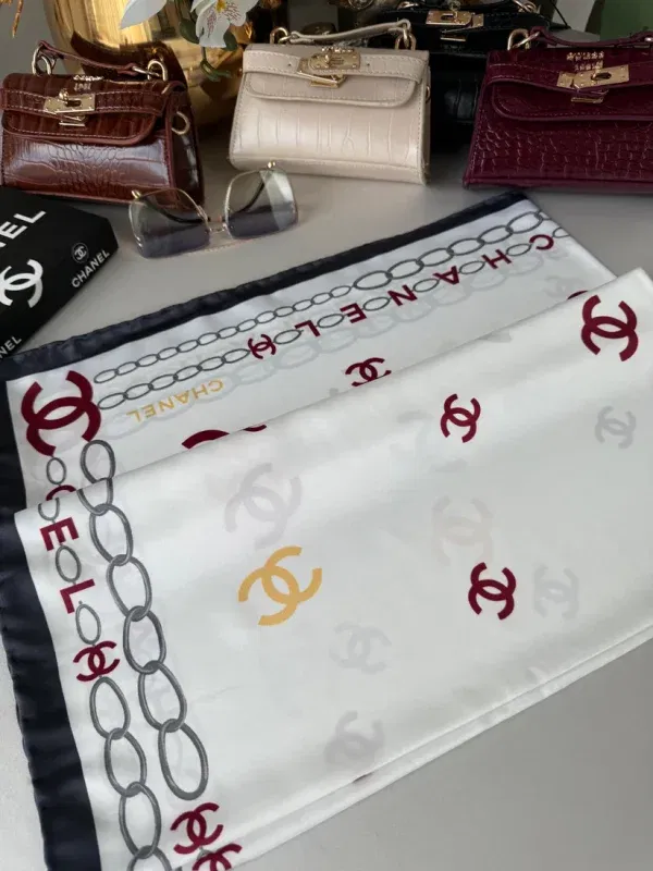 Chanel Saten İpek Eşarp 44124 – Bordo