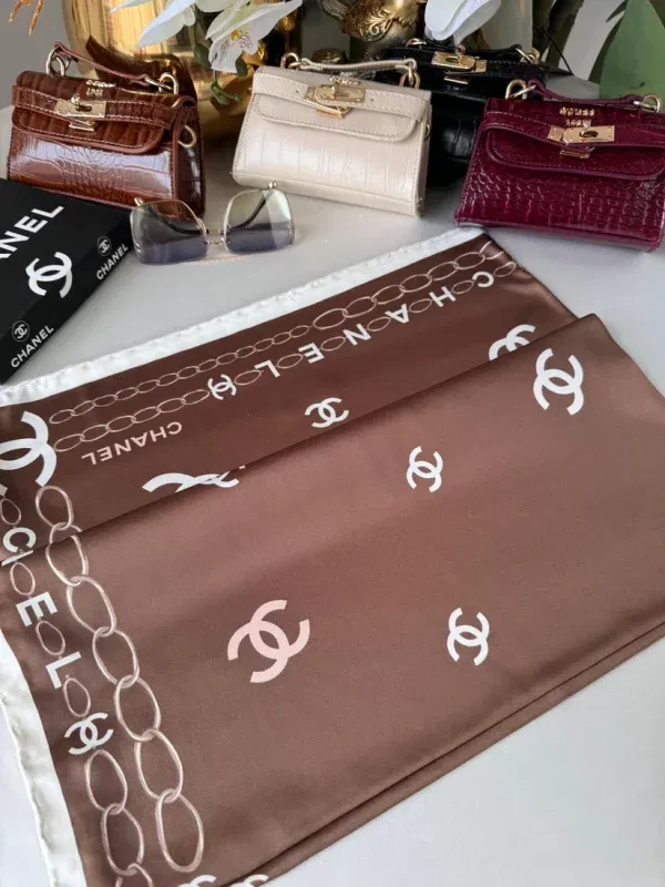 Chanel Saten İpek Eşarp 44124 – Kahve