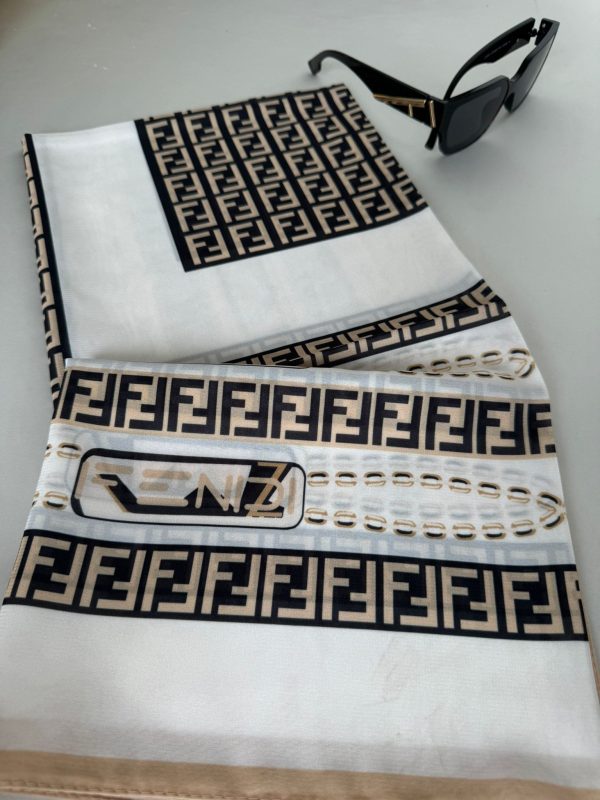 Fendi İpeksi Eşarp 241351 – Bej/Camel