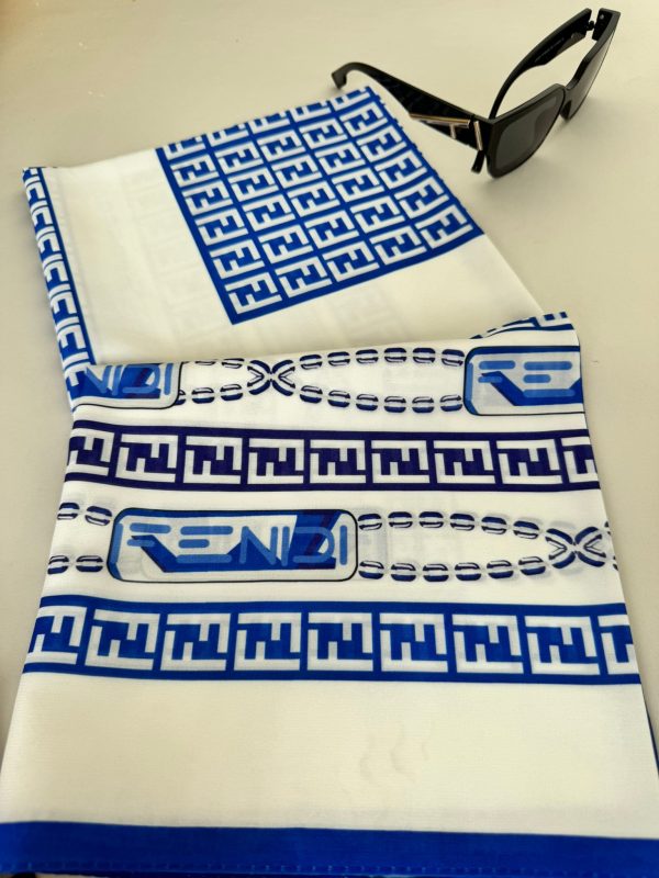 Fendi İpeksi Eşarp 241351 – Saks