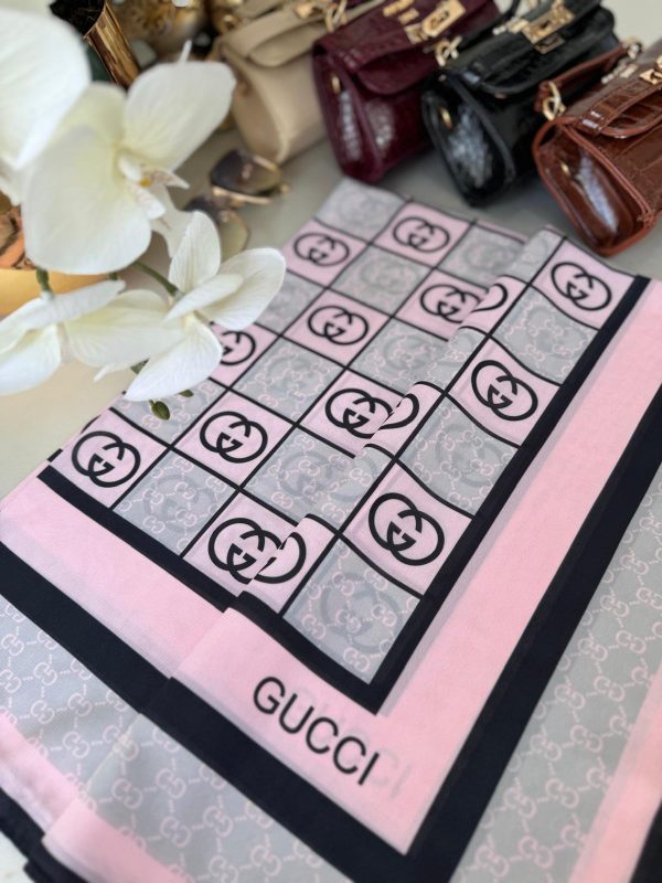 Gucci Krep İpek Eşarp 44125 – Toz Pembe