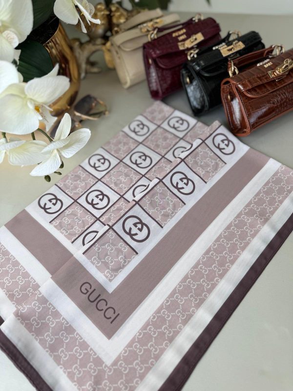 Gucci Krep İpek Eşarp 44125 – Latte