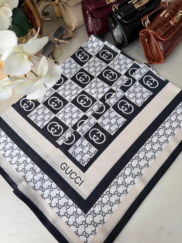 Gucci Krep İpek Eşarp 44125 – Açık Bej