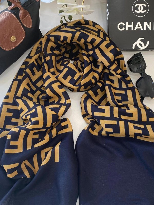 Fendi Pamuk Soft Şal 61572 – Lacivert