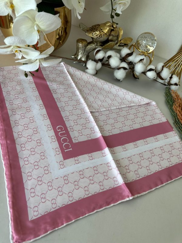 Gucci İpeksi Eşarp 74852 – Pudra
