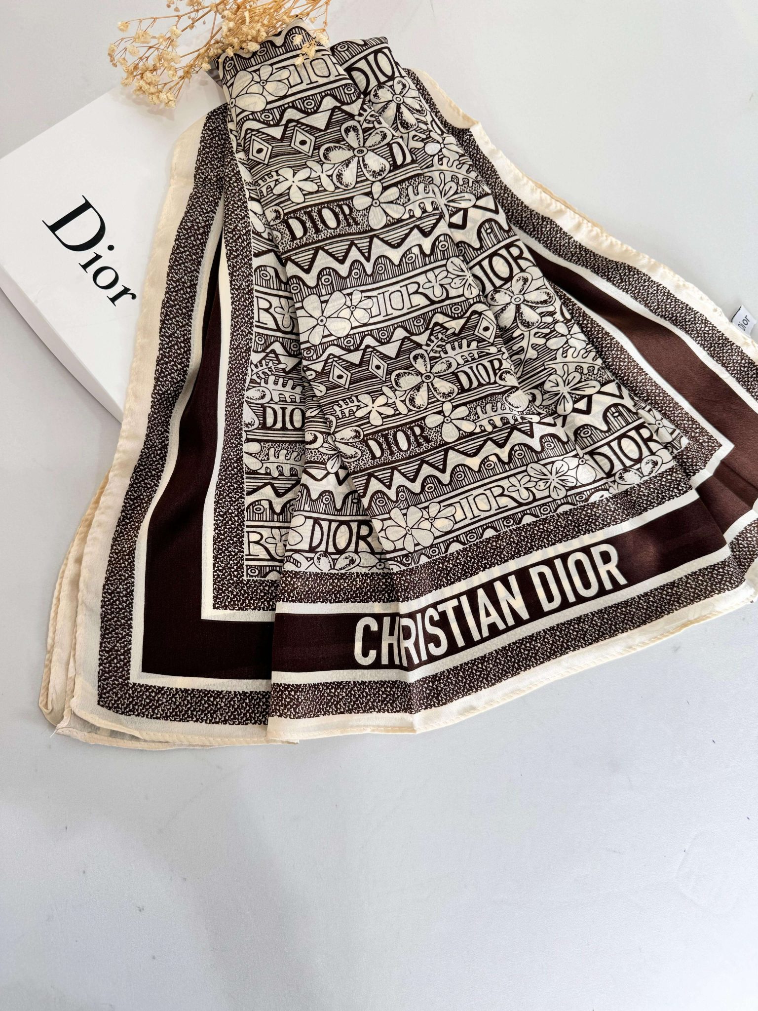 Dior İthal Vual İpek Şal 44983 - Bej - Görsel 2