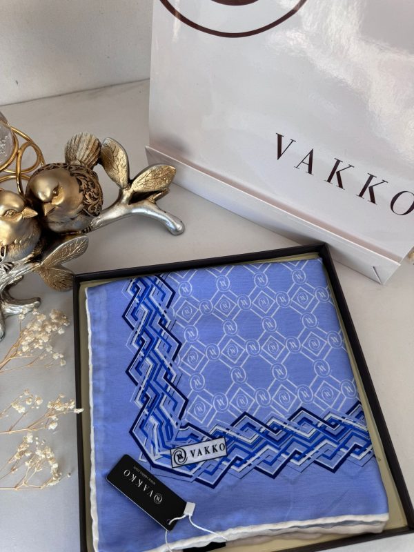 Vakko Şerit Desen Pamuk Soft Eşarp 14589 – Bebe mavisi