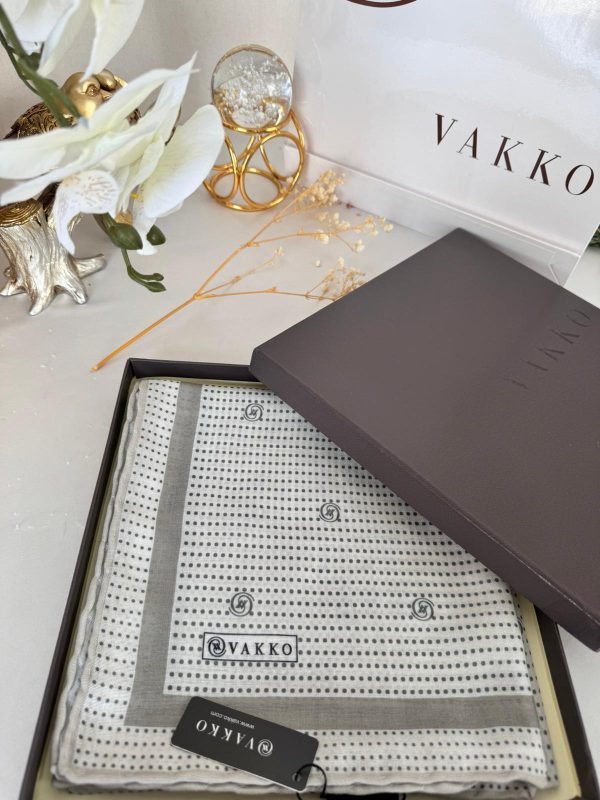 Vakko Puantiye Desen Pamuk Soft Eşarp 26489 – Gri