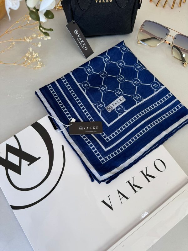 Vakko Monogram Desen Pamuk Soft Eşarp 21510 – Lacivert