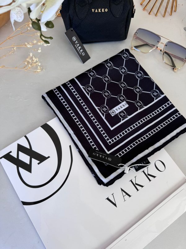 Vakko Monogram Desen Pamuk Soft Eşarp 21510 – Siyah