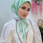 Vakko Papatya Desen Eşarp - Benetton