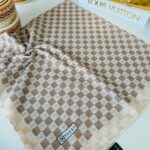 Vakko Dama Monogram Pamuk İpeksi Eşarp 38442 - Sütlü Kahve