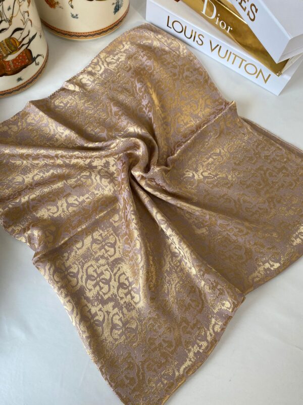 Guess Jakar Eşarp 47971 – Gold