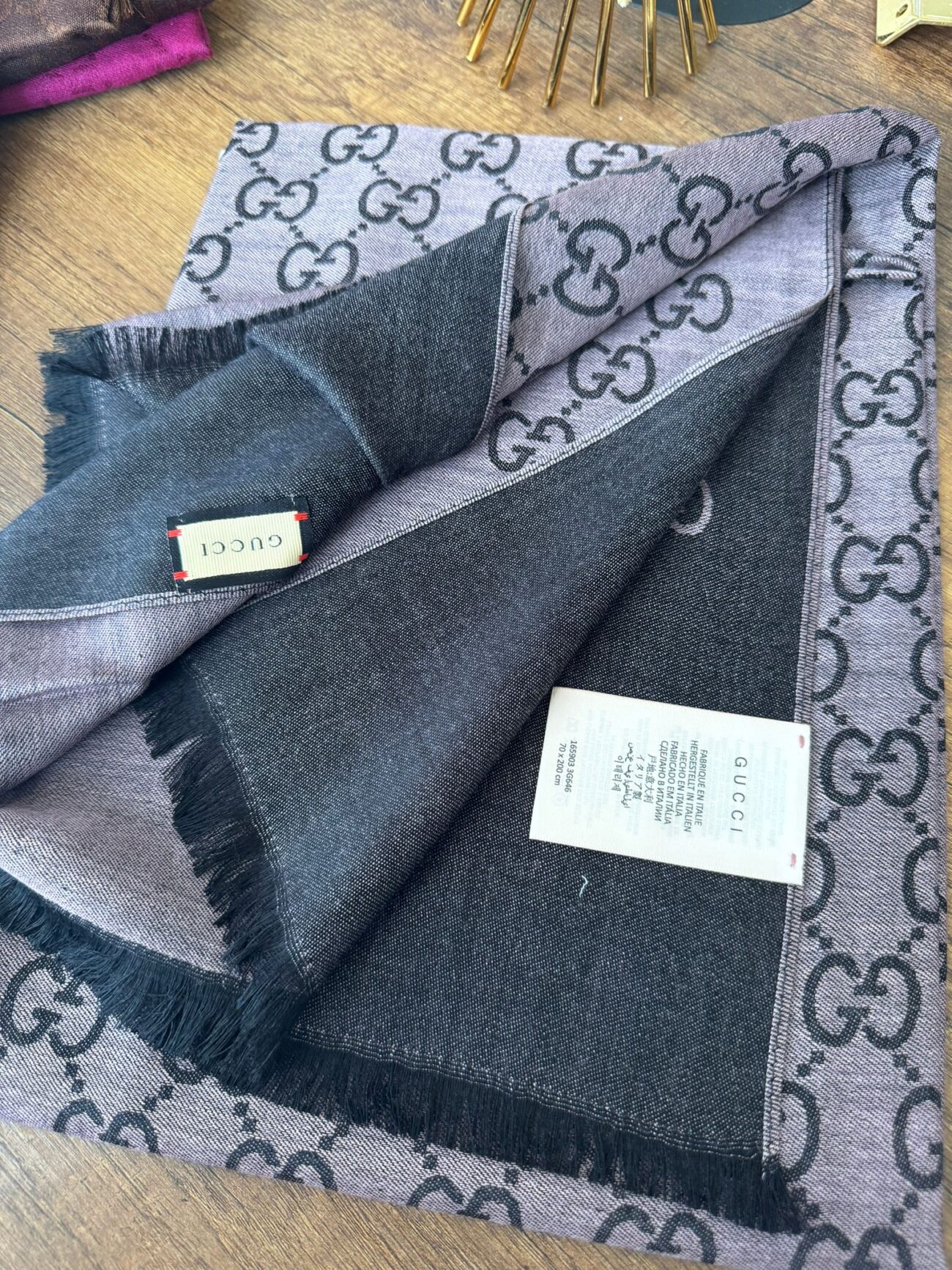 Gucci Yun İpek Çİft Taraflı Şal 87452 - Gri - Görsel 2