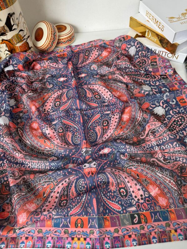 Etro Desen Pamuk Soft Eşarp -narçiçeği/lacivert