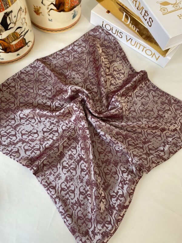 Guess Jakar Eşarp 47971 – Gül Kurusu