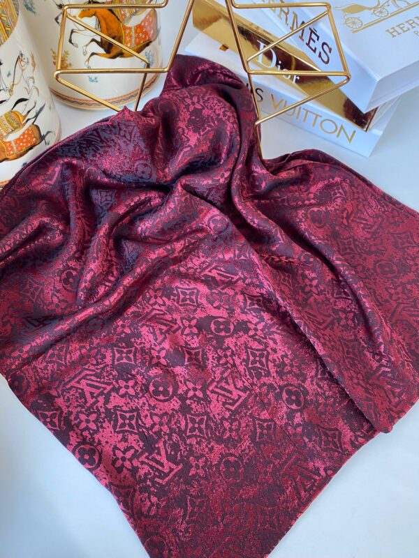 LV Desen Jakar Eşarp 48971 – Bordo