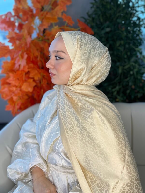 İthal Dior Pamuk Yün İpek Şal 49103 – Gold
