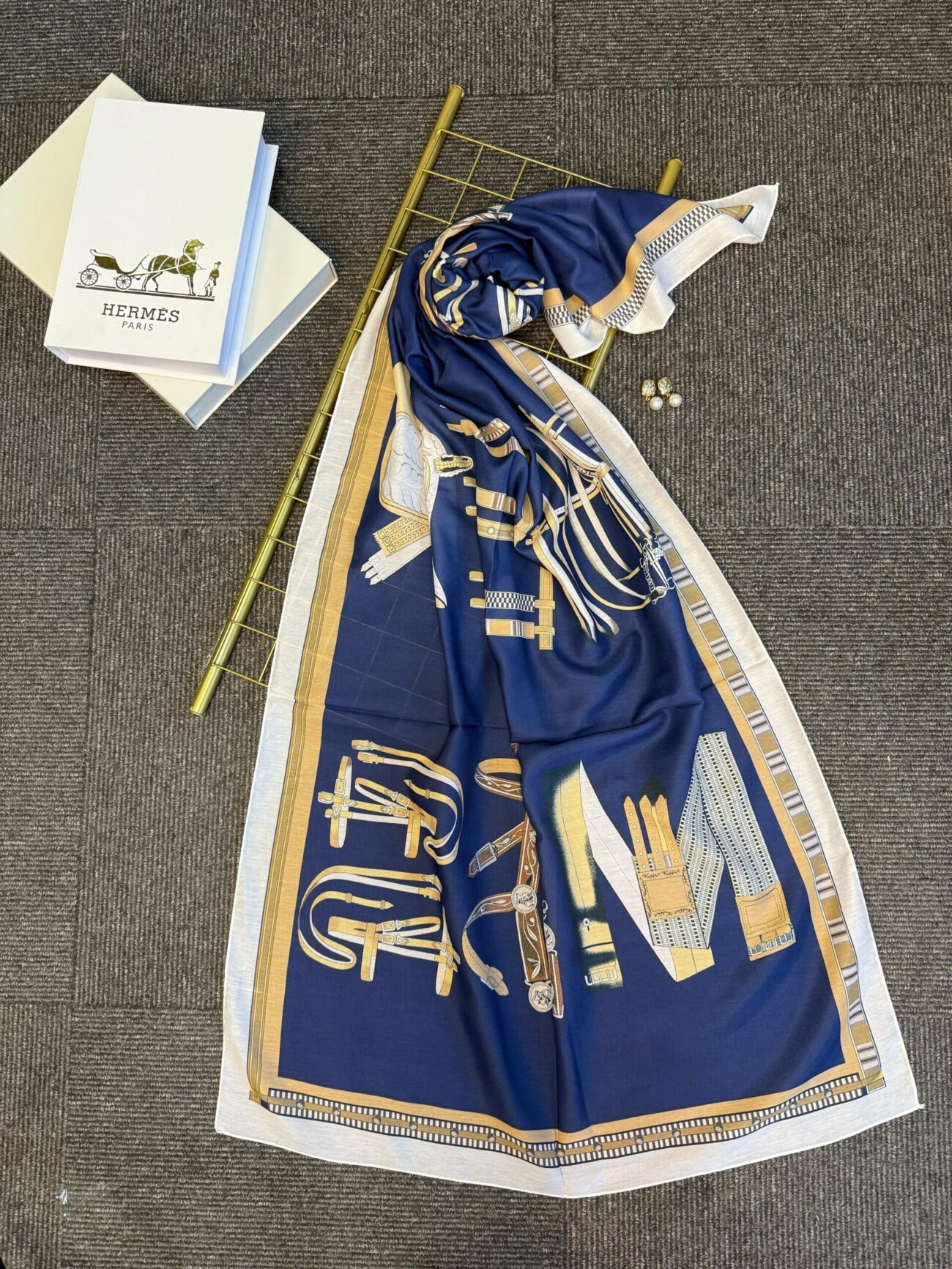 hermes pamuk soft şal - 32014 Lacivert-Beyaz