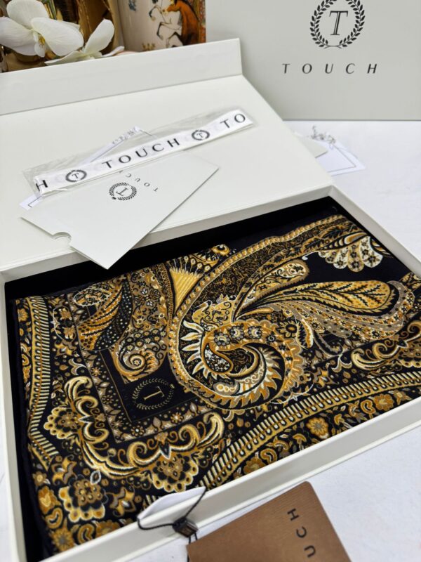 Touch İthal Etnik Desen Yün İpek Şal 34220 – Siyah Gold