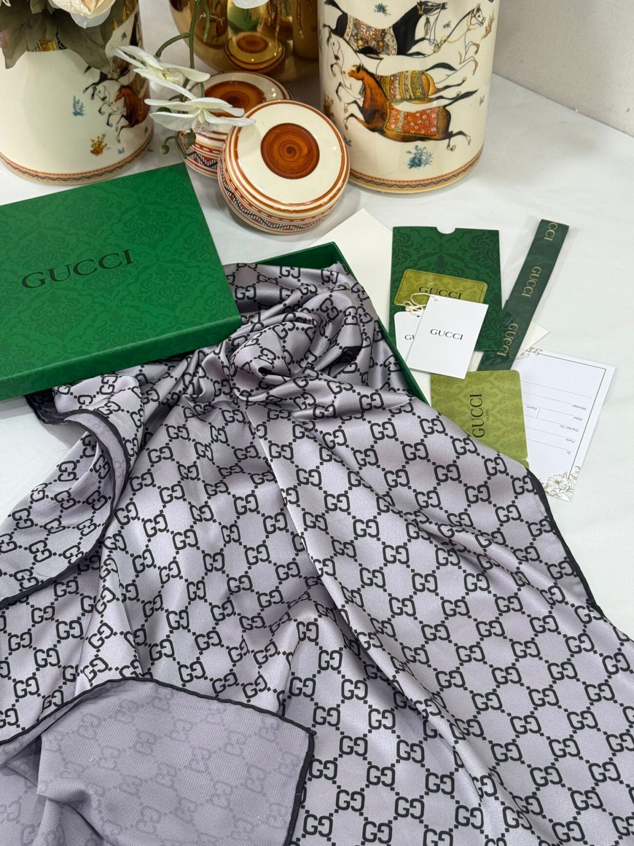 İthal Çifttaraflı Gucci İnci Vual İpek Şal-50140-Gri - Görsel 4