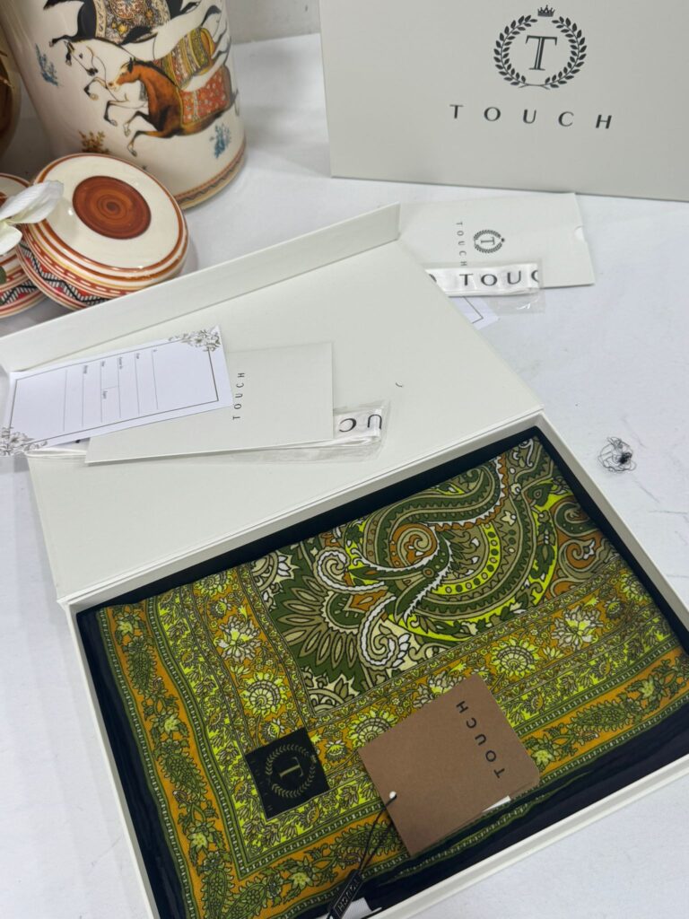 Touch İthal Etnik Desen Yün İpek Şal- 35110 - Açık Yeşil