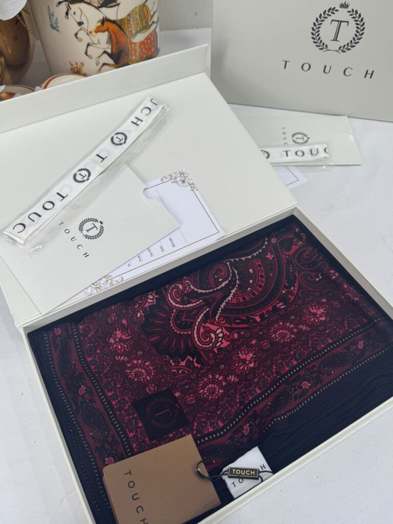 Touch İthal Etnik Desen Yün İpek Şal- 35110 - Bordo Siyah