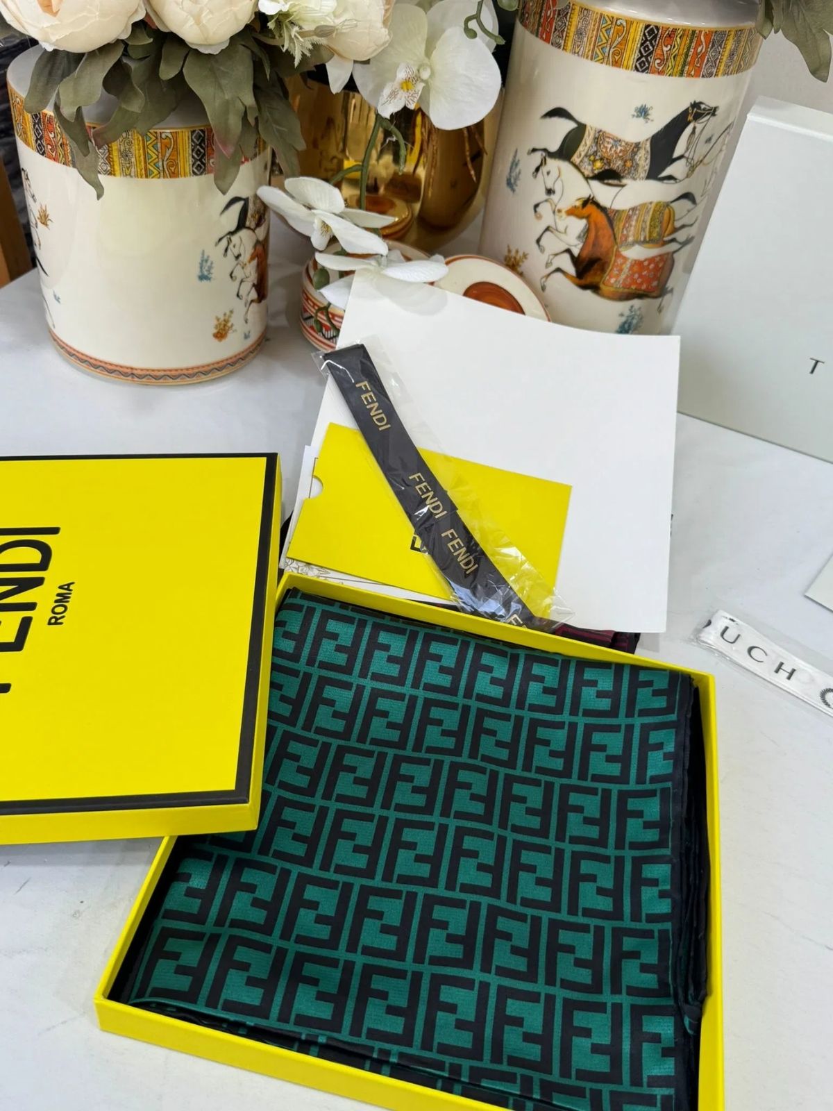 İthal Çifttaraflı Fendi İnci Vual İpek Şal-14500 -Zümrüt - Görsel 8