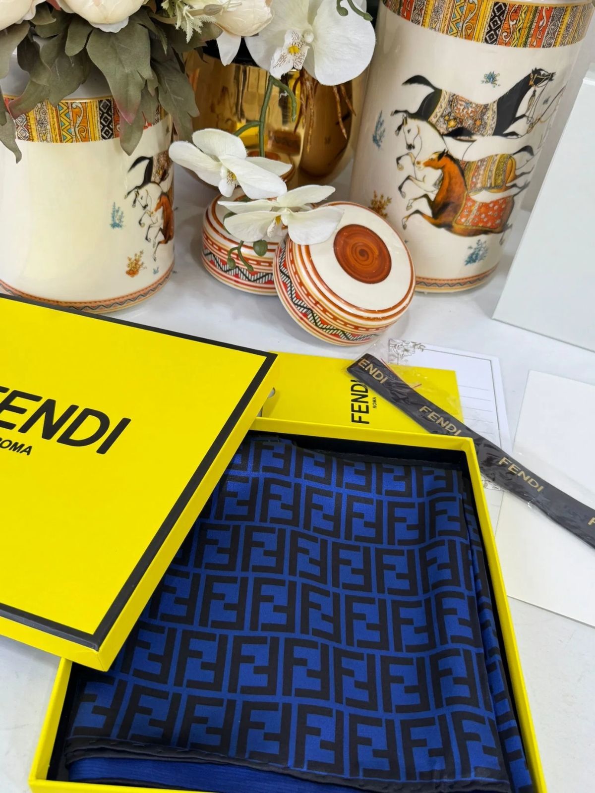 İthal Çifttaraflı Fendi İnci Vual İpek Şal-14500 -Lacivert - Görsel 7