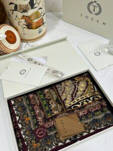 Touch İthal Etnik Desen Yün İpek Şal- 20450 - Bordo Gold