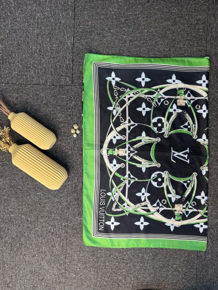 Lv Kemer Desen Pamuk Soft Şal 31230 - Benetton - Görsel 4