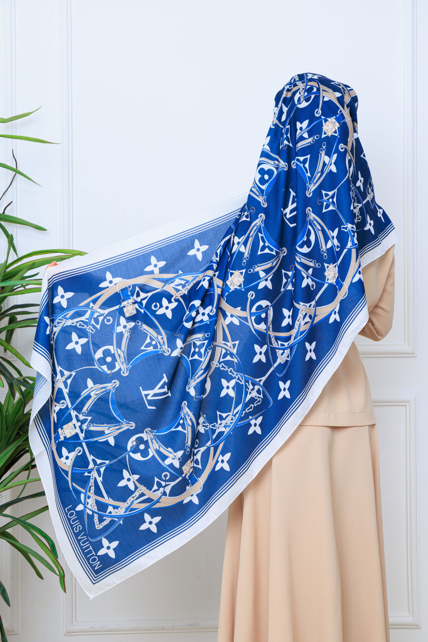 Lv Kemer Desen Pamuk Soft Şal 31230 - Lacivert - Görsel 3