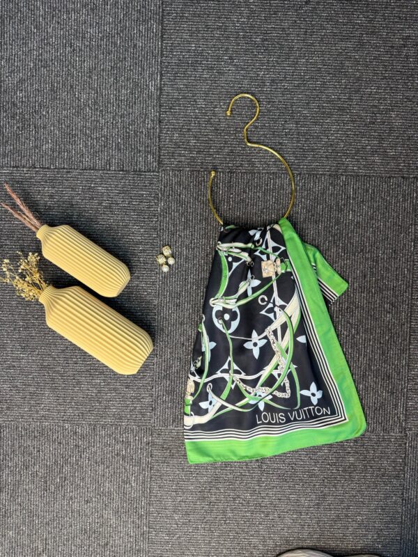 Lv Kemer Desen Pamuk Soft Şal 31230 – Benetton